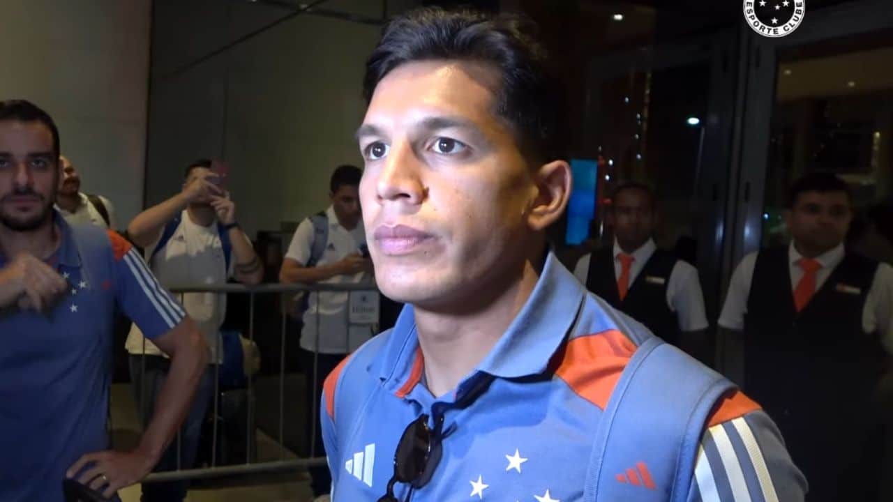 Volante do Cruzeiro comenta sobre duelo contra o Flamengo: "A gente chega com confiança"