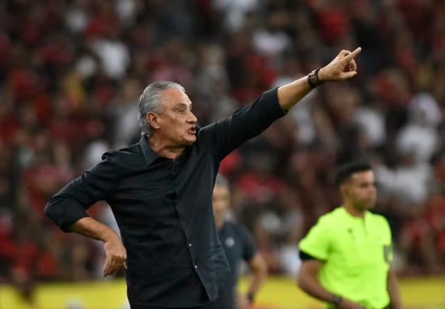 Ex-jogador de Tite no Corinthians conta o segredo do treinador nas bolas paradas - confira