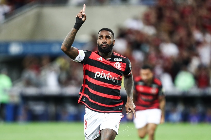 Destaque na temporada, Gerson fica perto de alcançar marca histórica pelo Flamengo