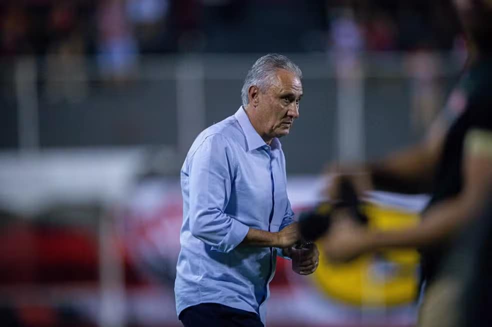 Poupar contra o Atlético Goianiense? Tite comenta sobre possibilidade