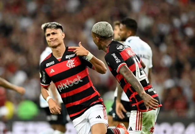 Luiz Araújo fecha 1º turno como ponta com maior Nota do Brasileirão - veja os números