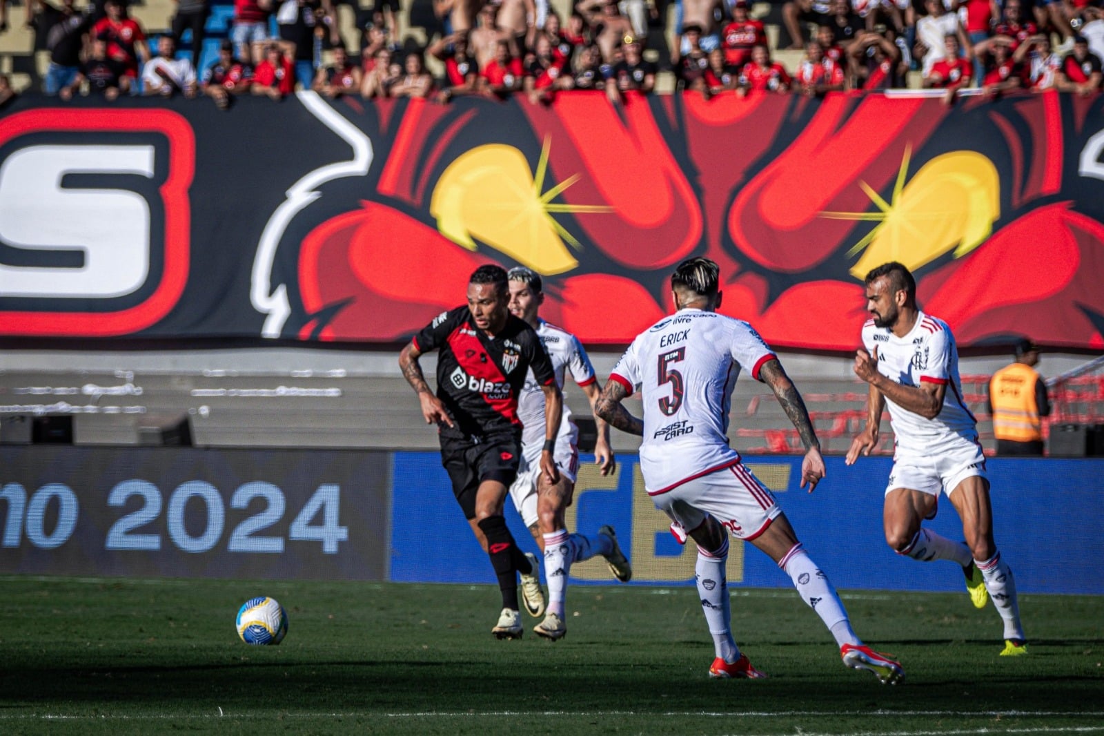 Confira o retrospecto entre Flamengo e Atlético-GO, próximo rival no Brasileirão