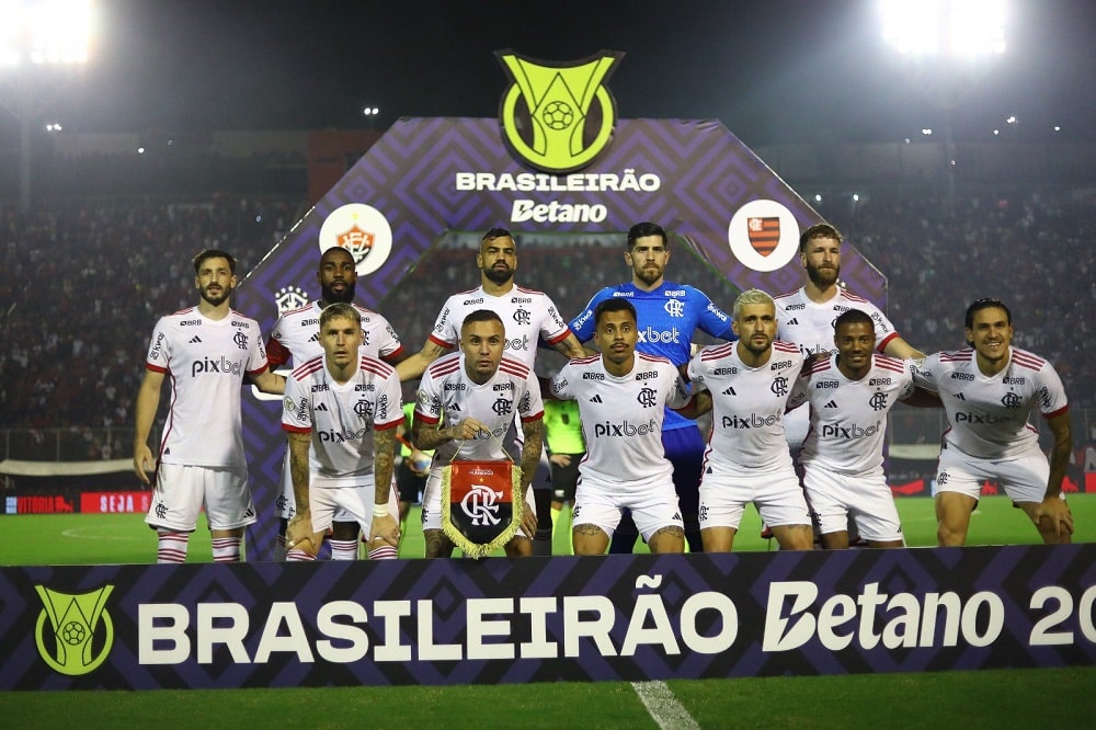 Com mudanças visando o duelo da Copa do Brasil, o Flamengo está escalado para o jogo contra o Atlético-GO