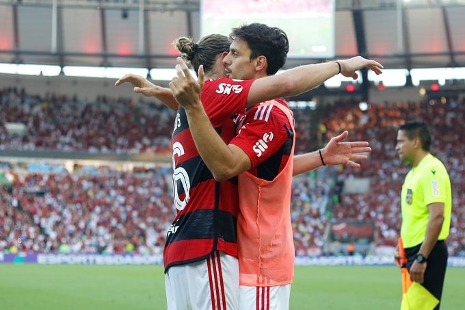 Última partida entre Flamengo e Cuiabá marcou as despedidas de Filipe Luís e Rodrigo Caio do Maracanã - relembre