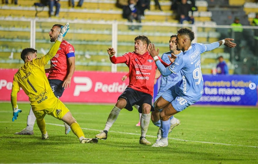 Bolívar vence o Jorge Wilstermann em último jogo antes de enfrentar o Flamengo pela Libertadores