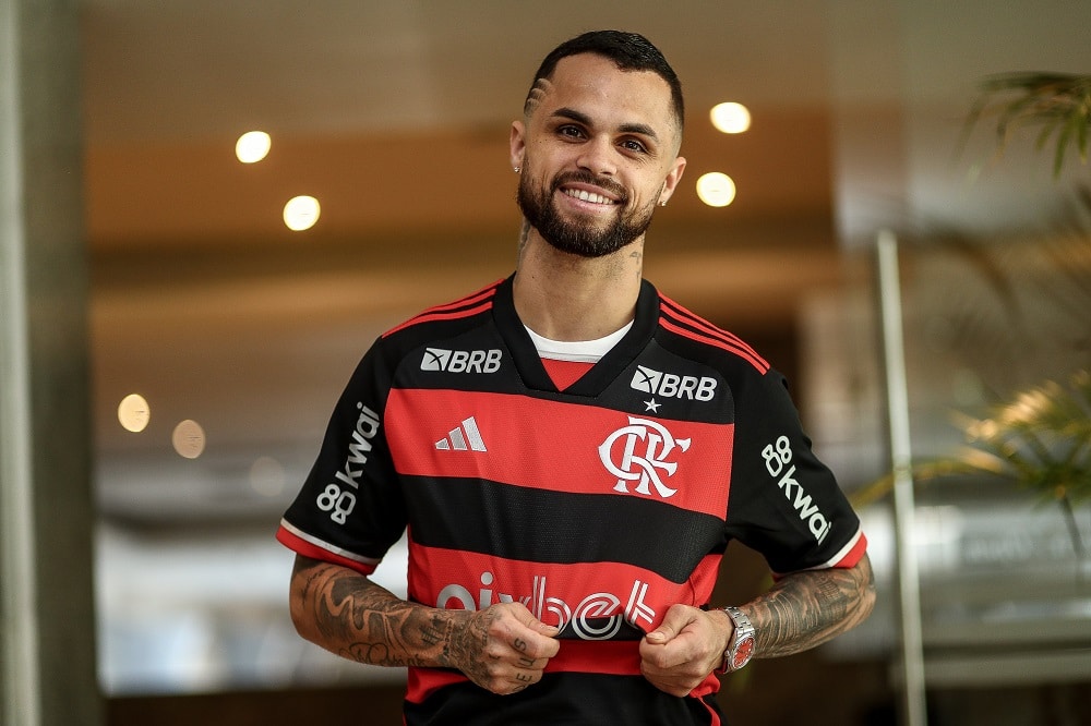 Michael chega ao 24º gol marcado com a camisa do Flamengo - Veja os números do jogador