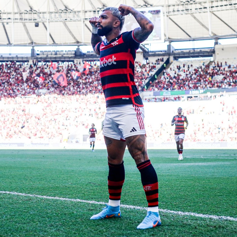 Gabigol volta a ser titular do Flamengo depois de praticamente seis meses - relembre a última vez