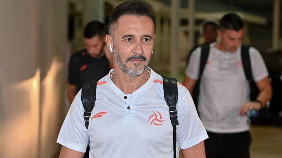 Ex-Flamengo e Corinthians, Vítor Pereira diz que ida ao Brasil só valeu a pena pelo dinheiro