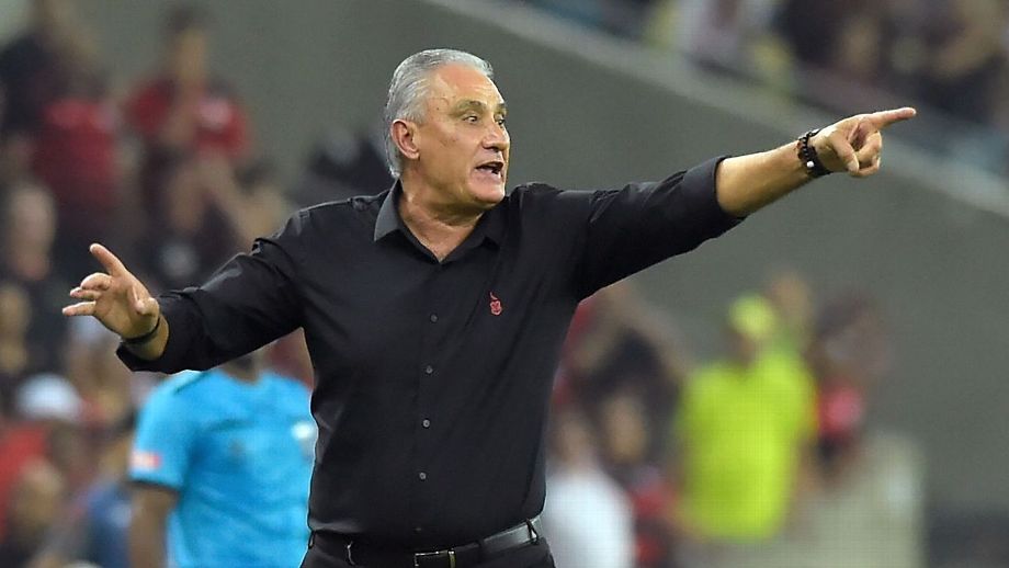 Ex-presidente do Flamengo vê atitude 'imperdoável' de Tite, faz pergunta ao técnico e dispara: 'Incompetência geral'