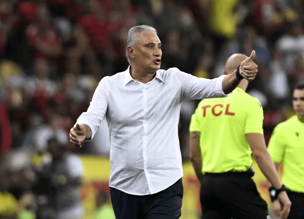 Tite se esquiva ao comentar substituto de Pedro no elenco: "O campo vai falar"