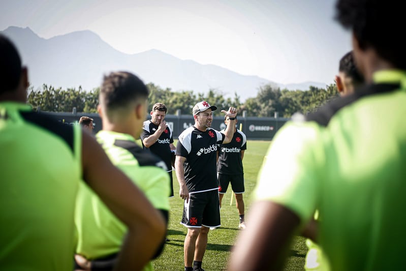 Olho no rival: Vasco terá reforços para o Clássico contra o Flamengo neste domingo (15)