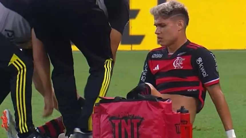 Mais um lesionado - Flamengo informa que Luiz Araújo vai passar por artroscopia no joelho