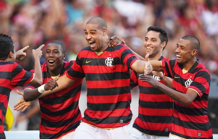 A última dança - Adriano Imperador vai ganhar jogo de despedida entre Flamengo x Inter de Milão