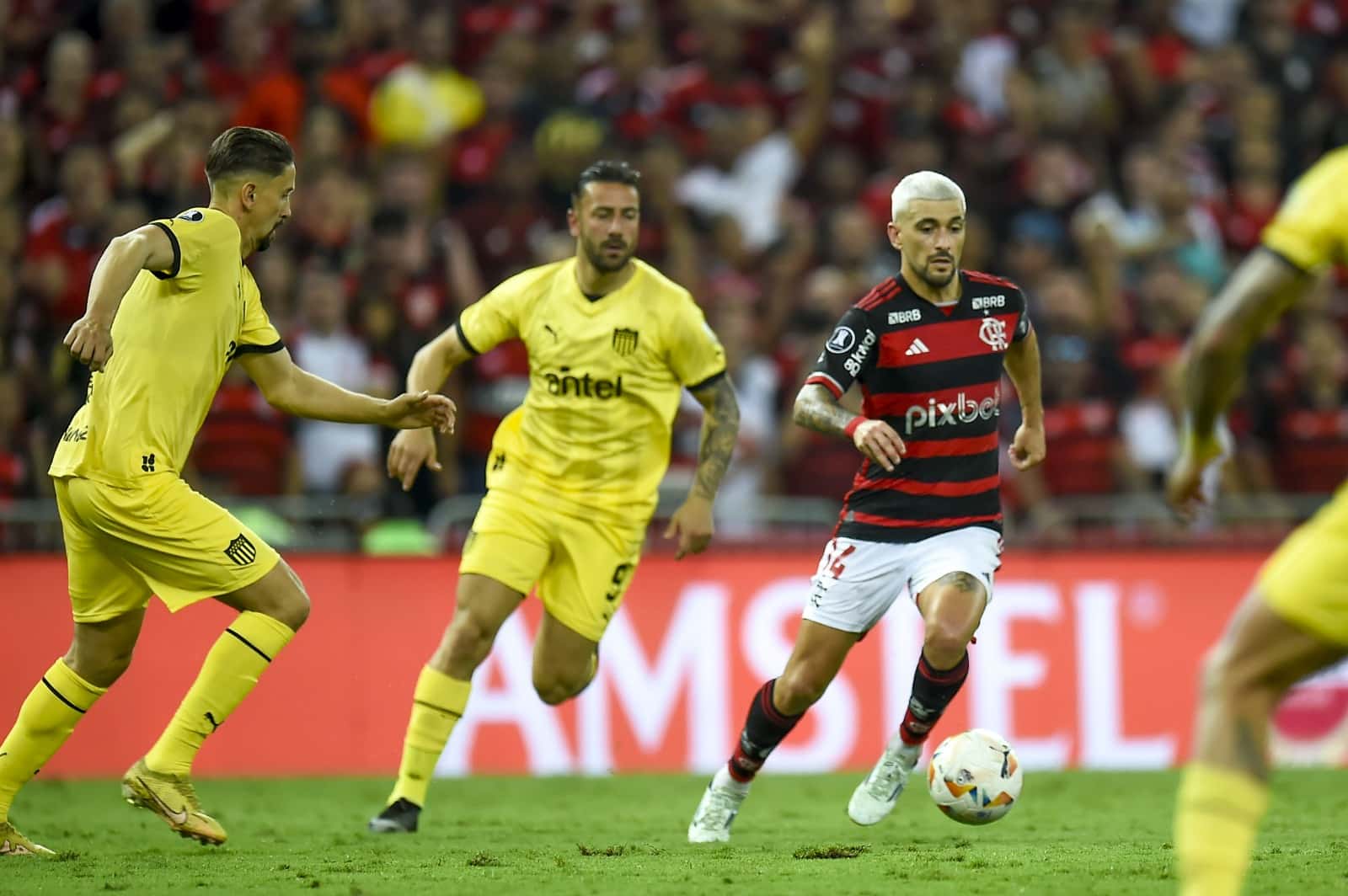 Dia de Flamengo! Saiba onde assistir e todos os detalhes da decisão contra o Peñarol pela Libertadores