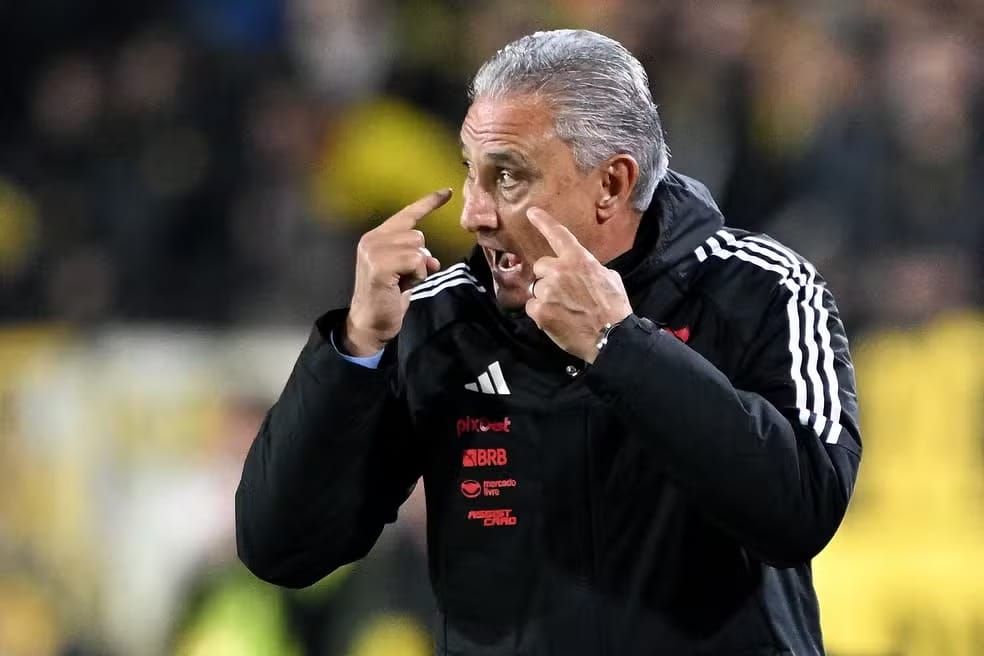 Tite é questionado sobre promessa de gols diante do Peñarol: "Eu não sou futurista"