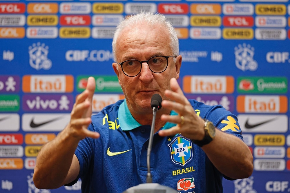 Dorival comenta mudanças no ataque do Brasil e fala sobre Pedro: "Era um jogador perfeito para o momento"