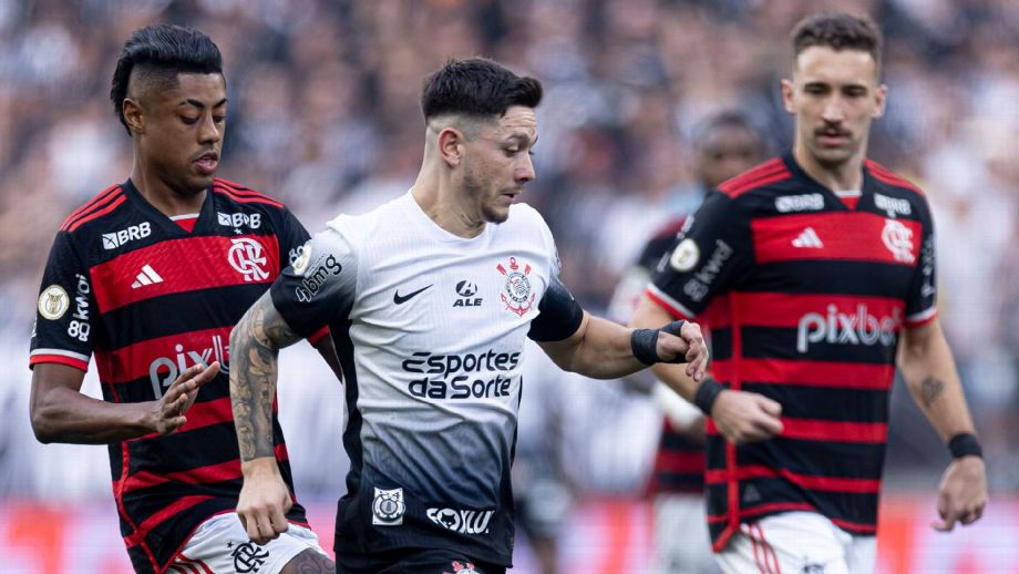 Mas, afinal, quanto o Flamengo gasta mais que o Corinthians com futebol?