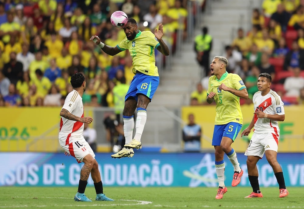 Confira as estatísticas de Gerson na goleada do Brasil sobre o Peru