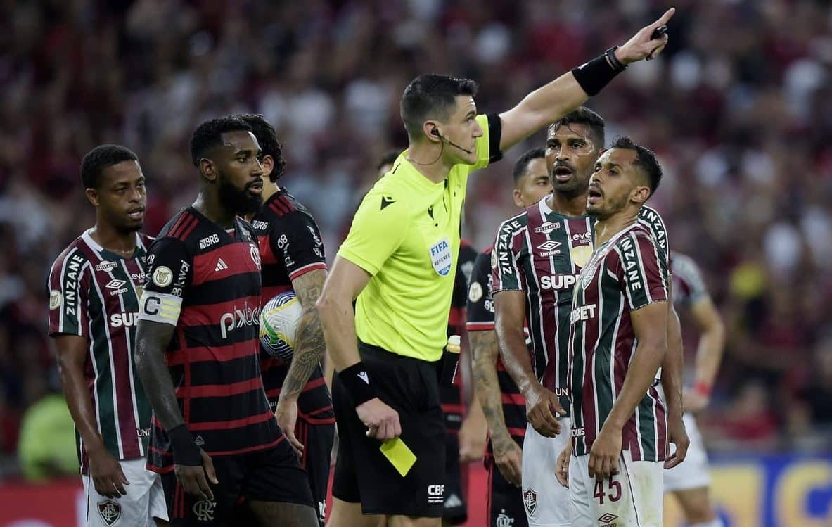 Sem poder contar com Marcelo e Thiago Silva, veja a provável escalação do Fluminense para enfrentar o Flamengo