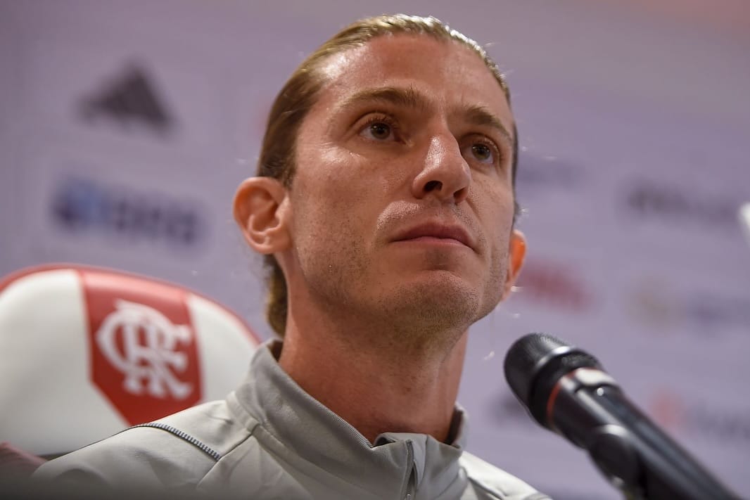 "É um privilégio poder liderar o melhor elenco da América" - Filipe Luís fala pela primeira vez como técnico do Flamengo