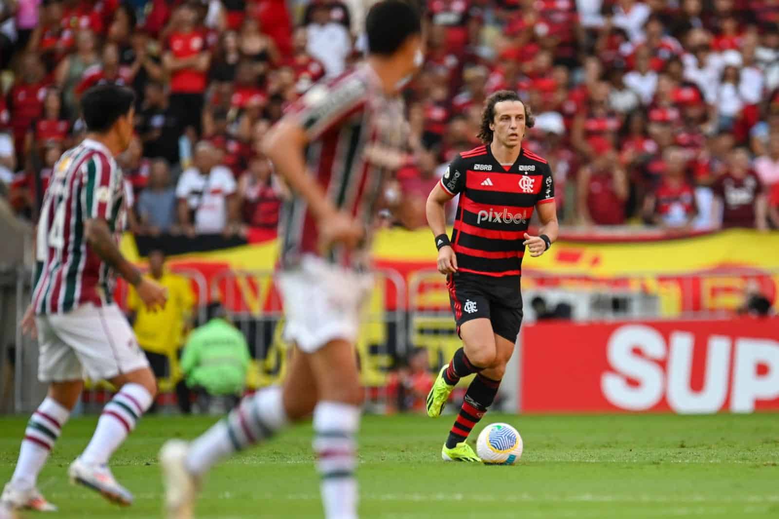 Fluminense pode ter desfalque de peso para o clássico contra o Flamengo no Brasileirão