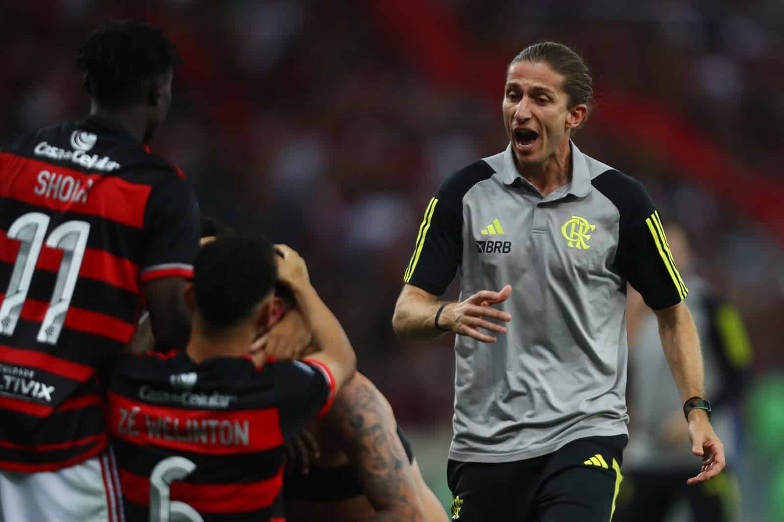 Confira os números de Filipe Luís como técnico na base do Flamengo