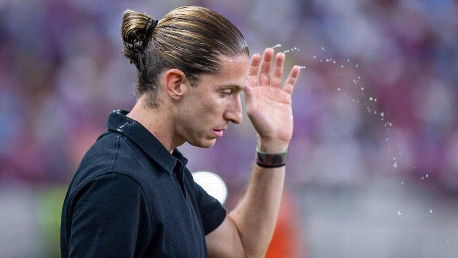 Filipe Luís detona arbitragem de Anderson Daronco em Fortaleza x Flamengo e diz o que o irritou: 'Isso me destrói'