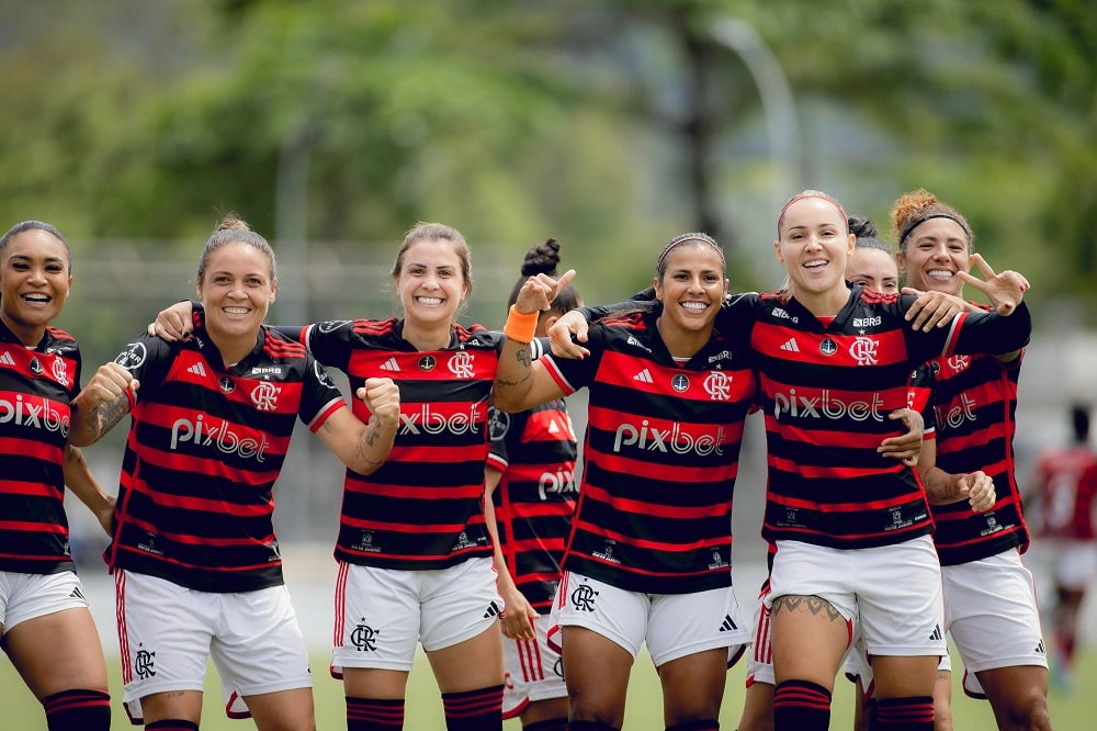 Flamengo derrota o Botafogo e larga na frente em semifinal do Carioca Feminino