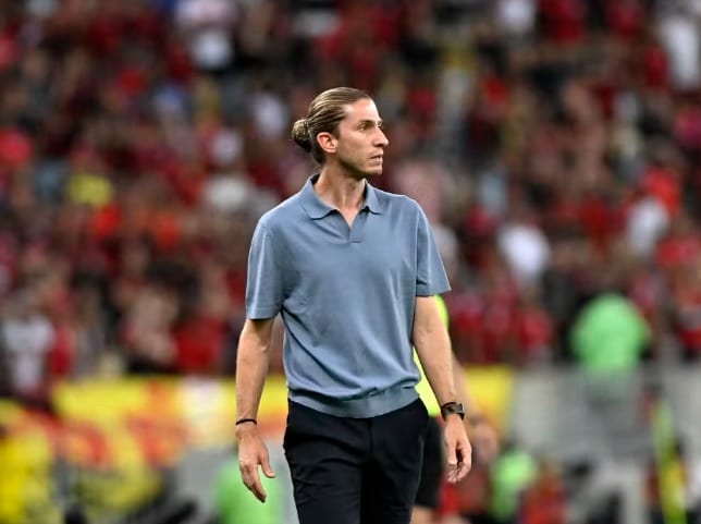 Jornalista critica Filipe Luís no comando do Flamengo: "Não está pronto"