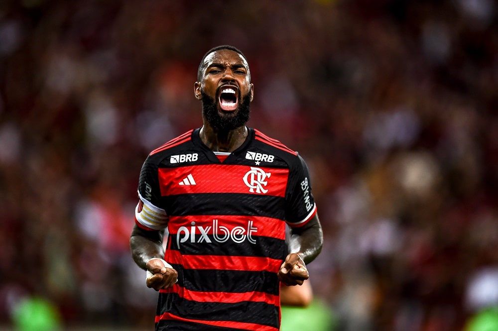 Destaque do Flamengo em 2024, Gerson foi eleito 'Craque do Mês' de outubro no Brasileirão