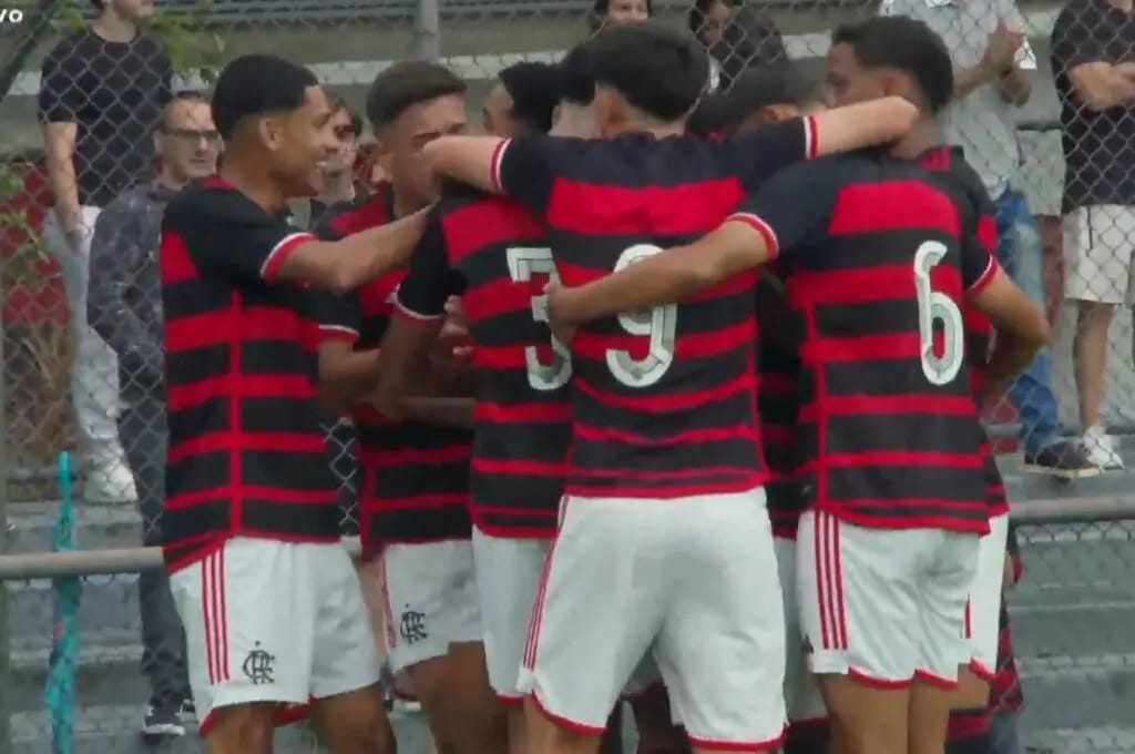 Vice outra vez - Flamengo derrota o Vasco e leva o título Carioca Sub-17