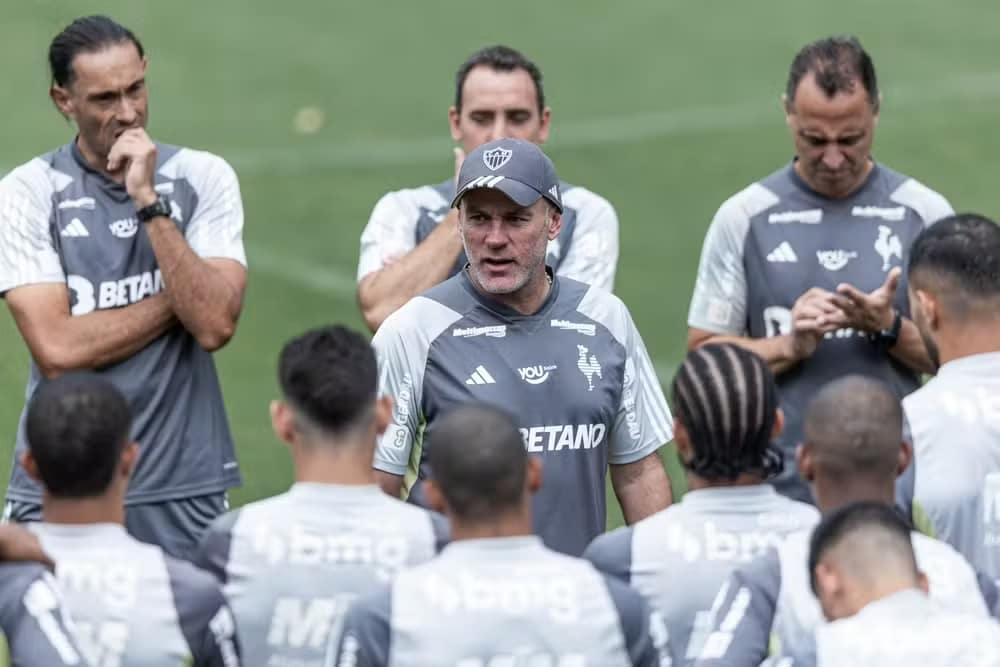 Antes da decisão na Copa do Brasil, Milito poupa titulares e Atlético-MG vai com os reservas no Brasileirão